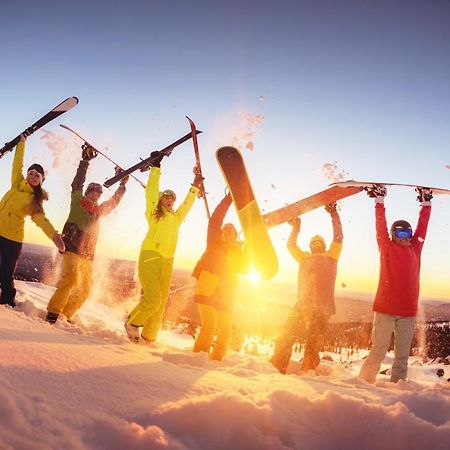 Svanstein Ski Resort Overtornea Esterno foto