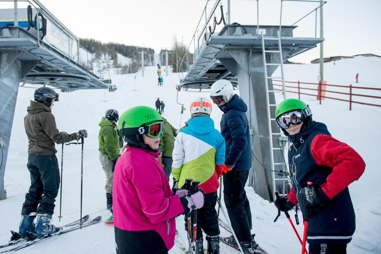 Svanstein Ski Resort Overtornea Esterno foto